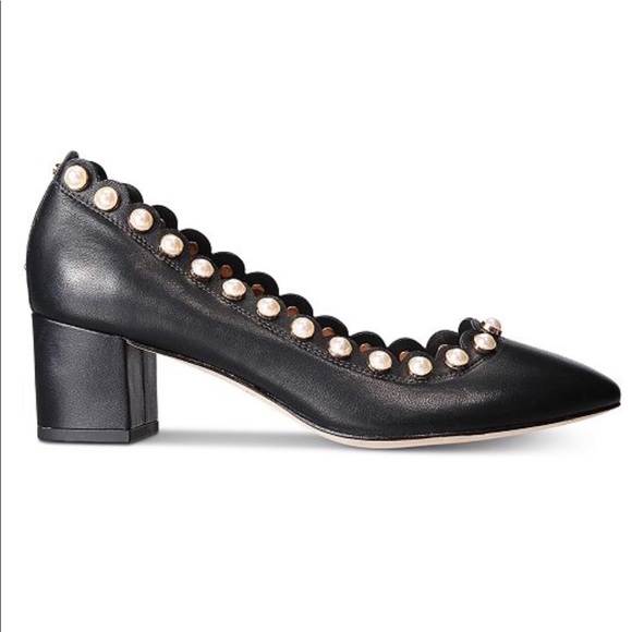 Beautiful statement shoe - Picture 2 of 5